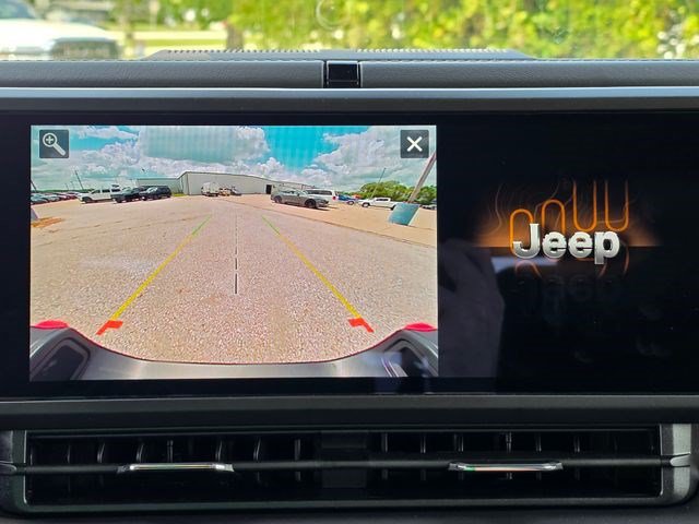 New 2026 Jeep Gladiator Mojave w/ Steel Bumper Group AWD/4WD image 33