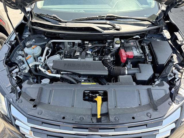 Used 2024 Nissan Rogue S FWD image 28