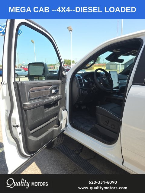 New 2026 RAM 2500 Laramie AWD/4WD image 8