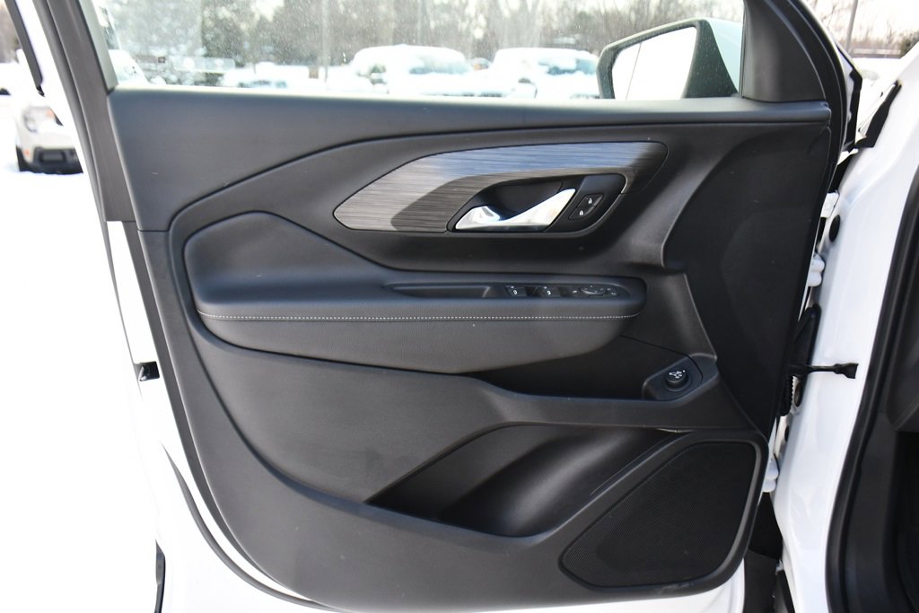 Used 2022 GMC Terrain SLE w/ Driver Convenience Package image 22