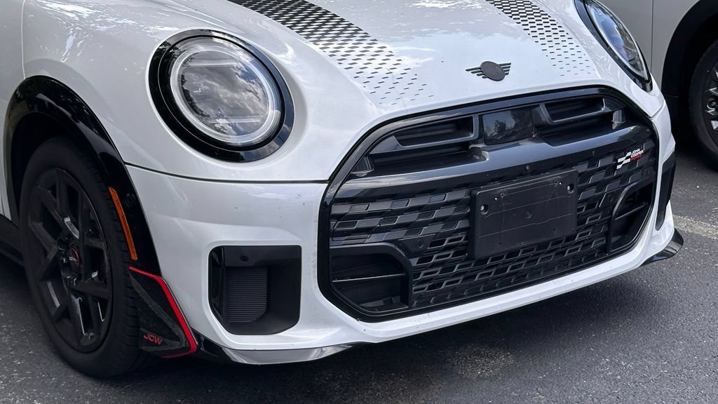 Used 2025 MINI Cooper S FWD image 2