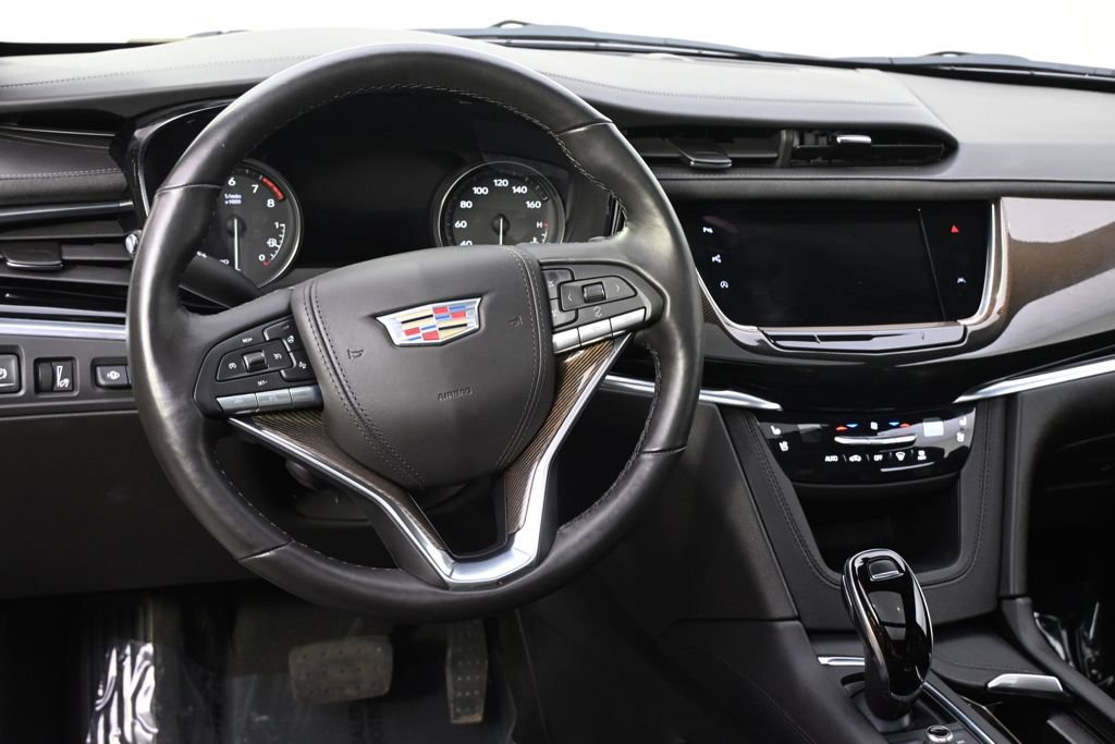 Used 2022 Cadillac XT6 Premium Luxury w/ Platinum Package AWD/4WD image 12