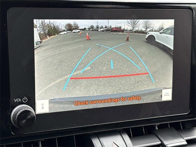 Used 2025 Toyota RAV4 XLE image 20