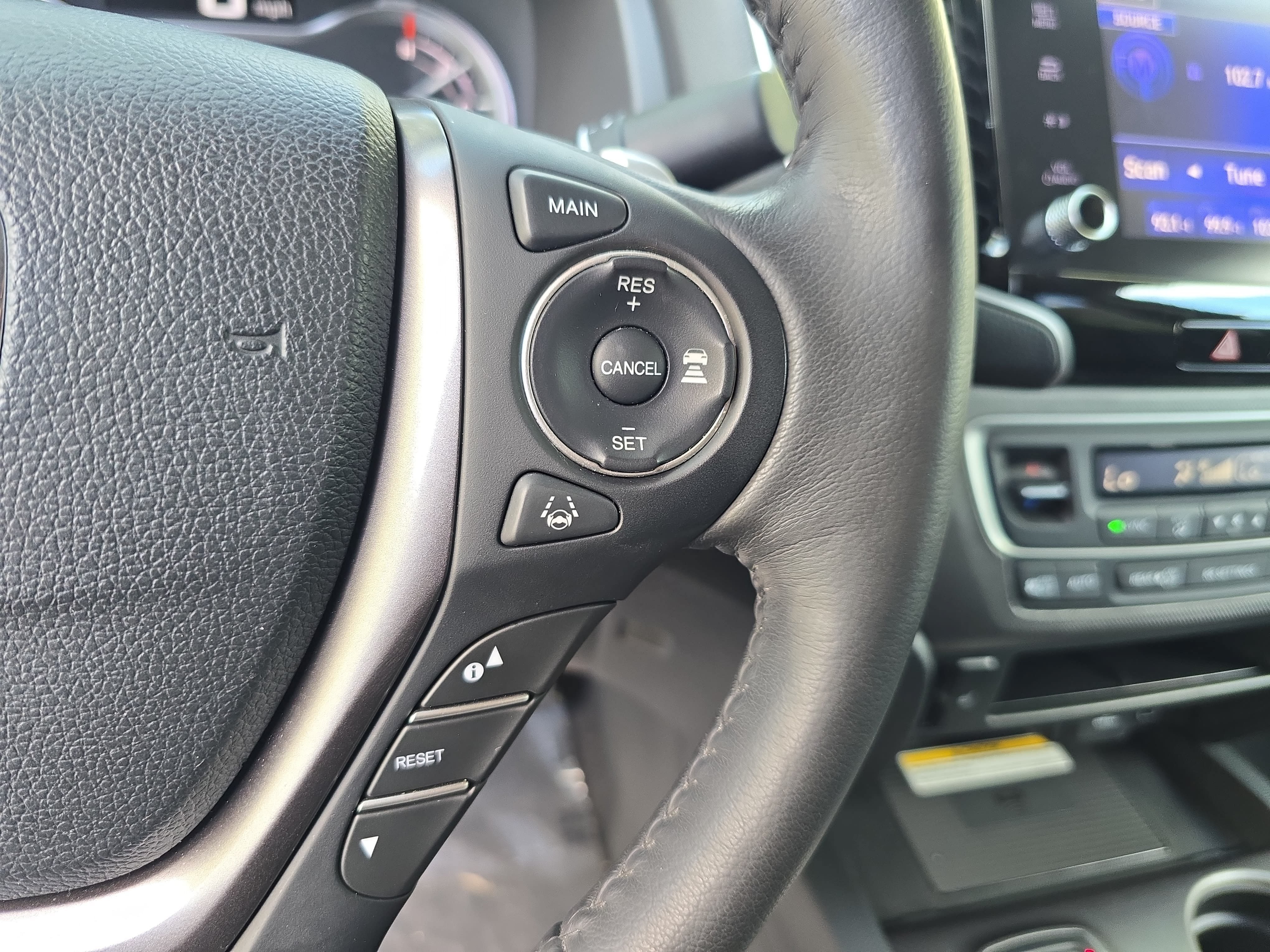 Used 2023 Honda Ridgeline RTL-E image 17