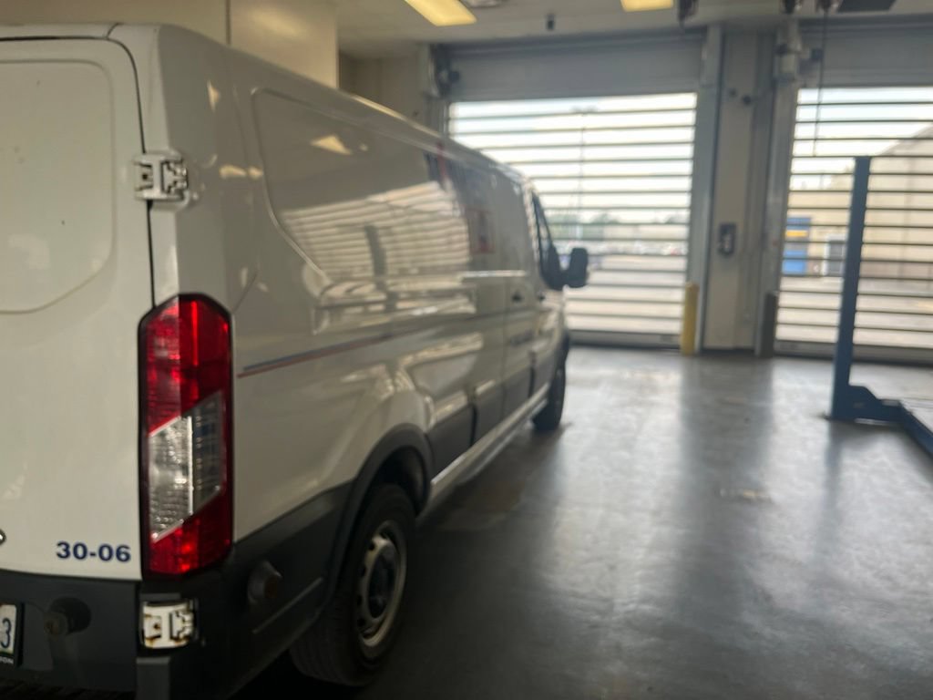 Used 2017 Ford Transit 350 148 Low Roof RWD image 8