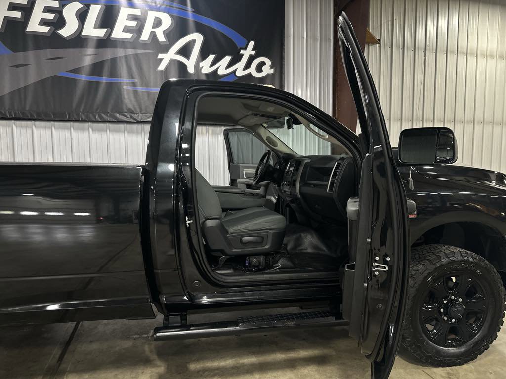 Used 2015 RAM 3500 Tradesman w/ Power & Remote Entry Group image 22