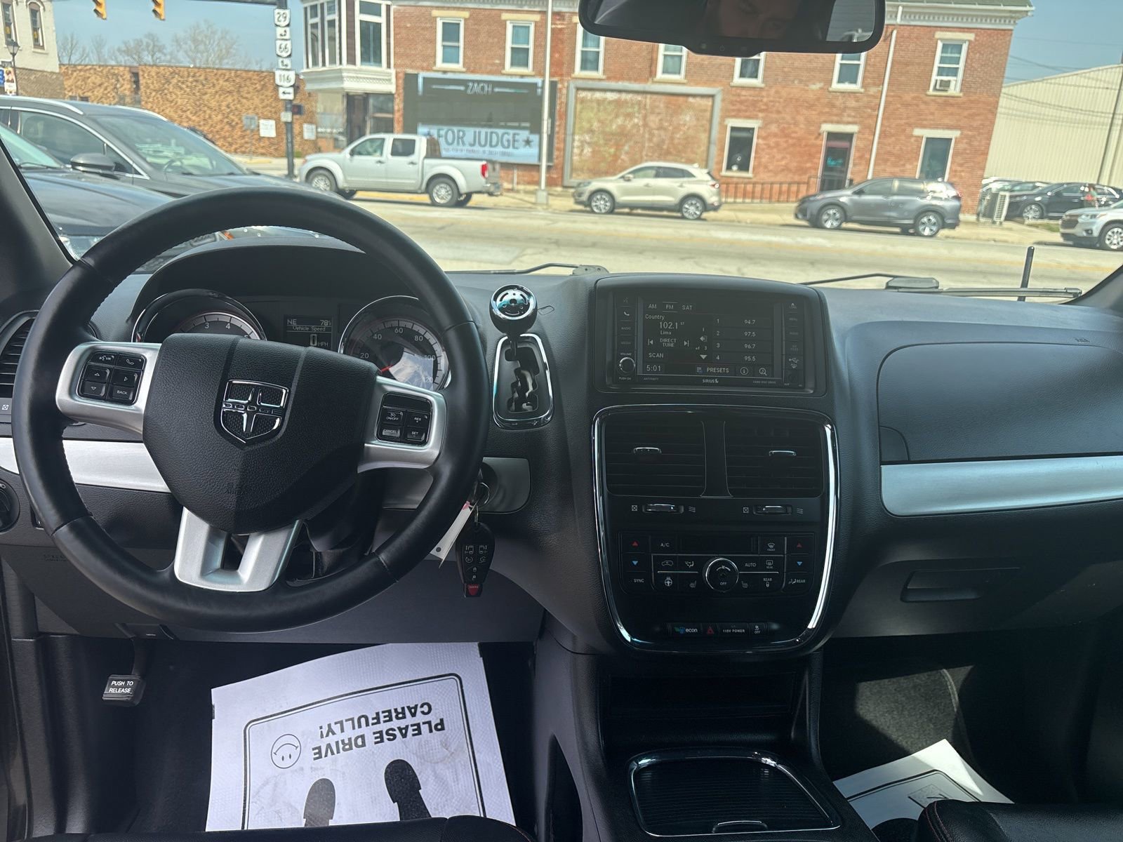 Used 2015 Dodge Grand Caravan R/T w/ Driver Convenience Group FWD image 14