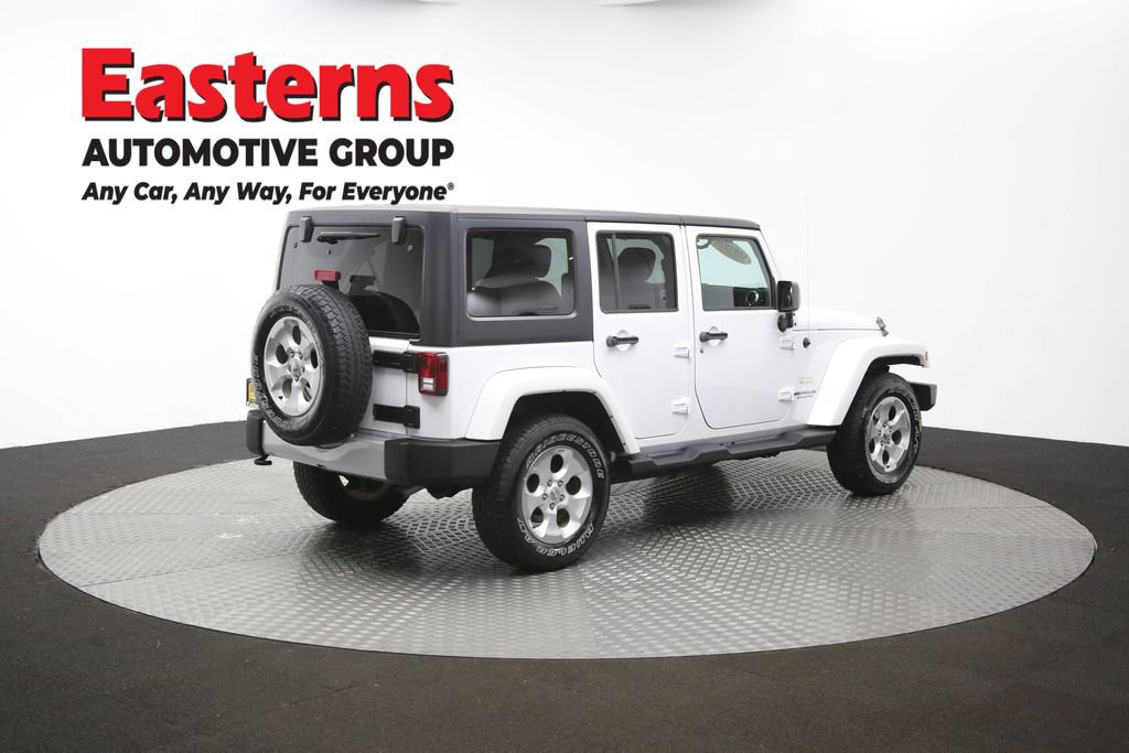 Used 2015 Jeep Wrangler Unlimited Sahara w/ Connectivity Group AWD/4WD image 42
