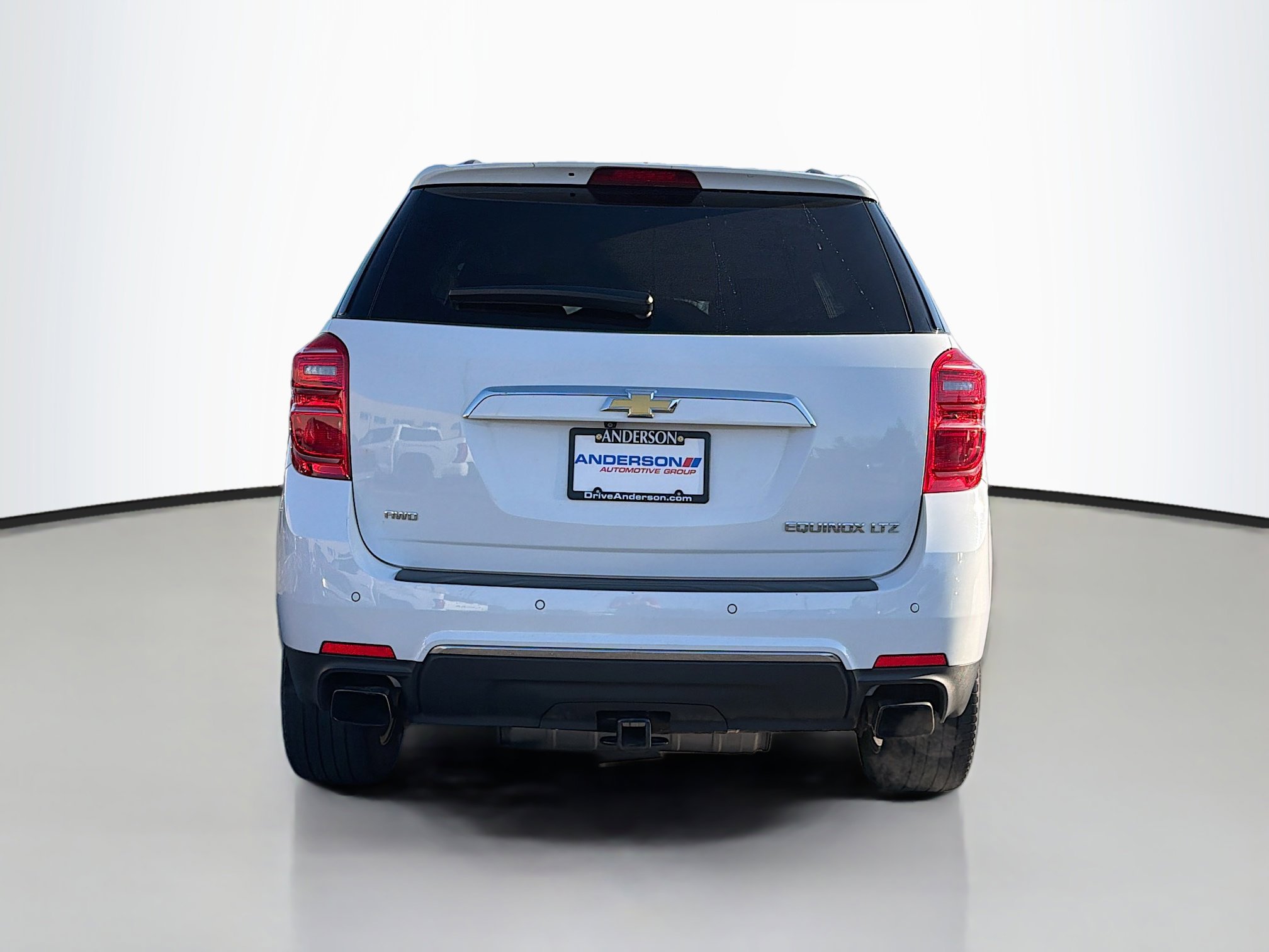 Used 2016 Chevrolet Equinox LTZ w/ Enhanced Convenience Package AWD/4WD image 16