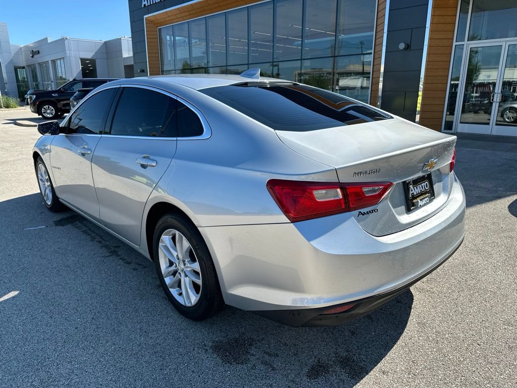 Used 2017 Chevrolet Malibu LT FWD image 8