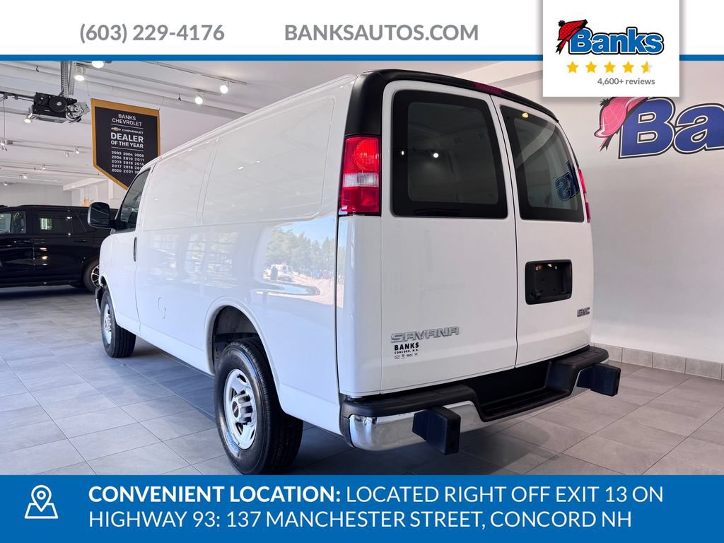 Used 2025 GMC Savana 2500 w/ Driver Convenience Package RWD image 5