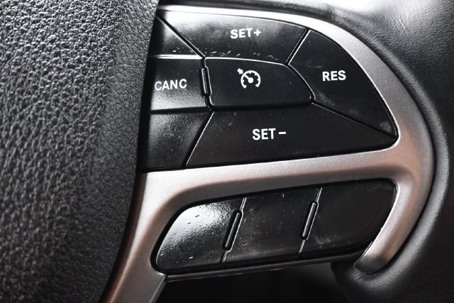 Used 2018 Jeep Grand Cherokee Limited RWD image 19