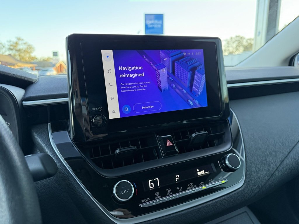 Used 2025 Toyota Corolla LE image 13