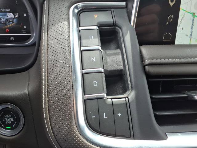 Used 2023 GMC Yukon SLT w/ SLT Premium Package AWD/4WD image 30