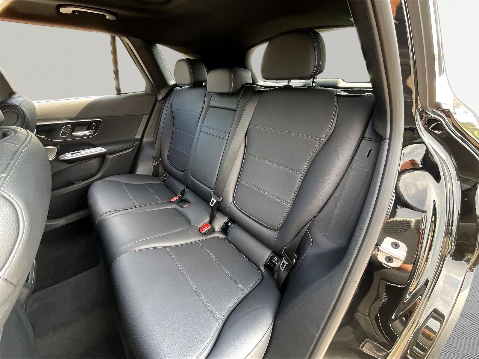 Certified 2026 Mercedes-Benz GLC 300 4MATIC image 22