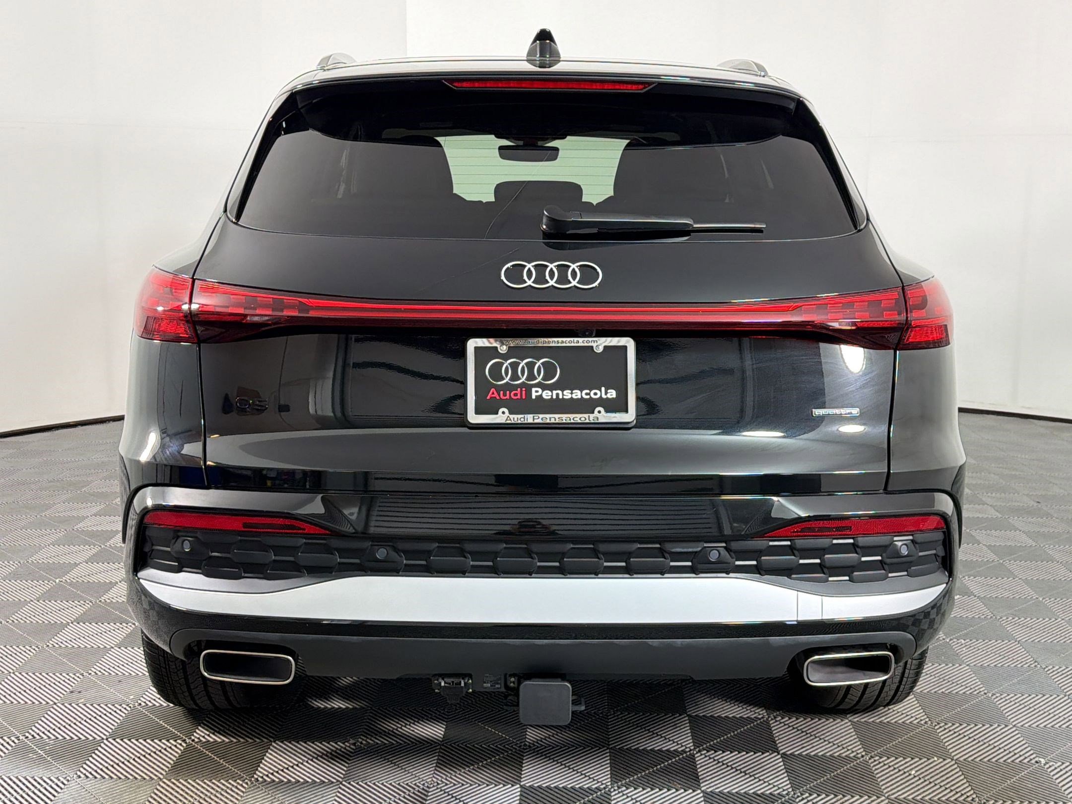 Certified 2025 Audi Q5 Premium Plus image 8