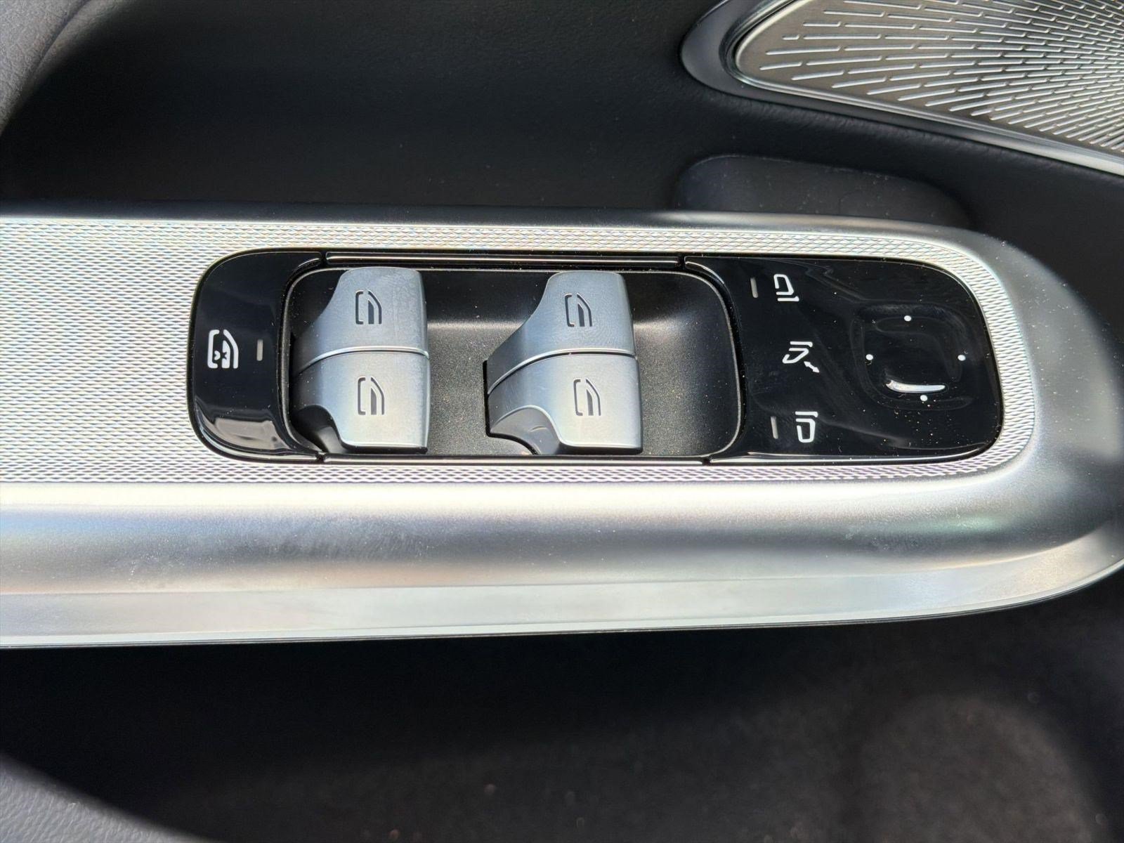New 2026 Mercedes-Benz E 350 4MATIC Sedan image 19