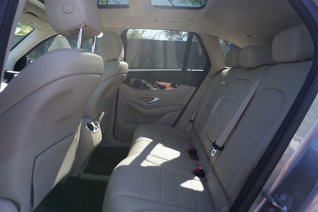 Used 2019 Mercedes-Benz GLC 300 image 39