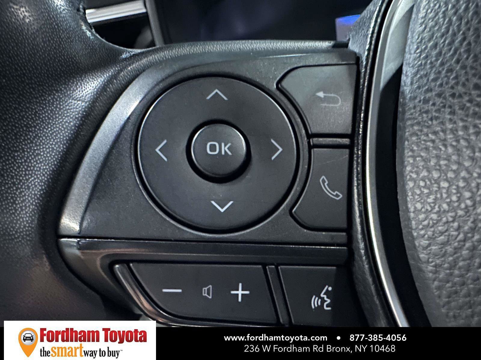 Used 2023 Toyota Corolla SE AWD/4WD image 29