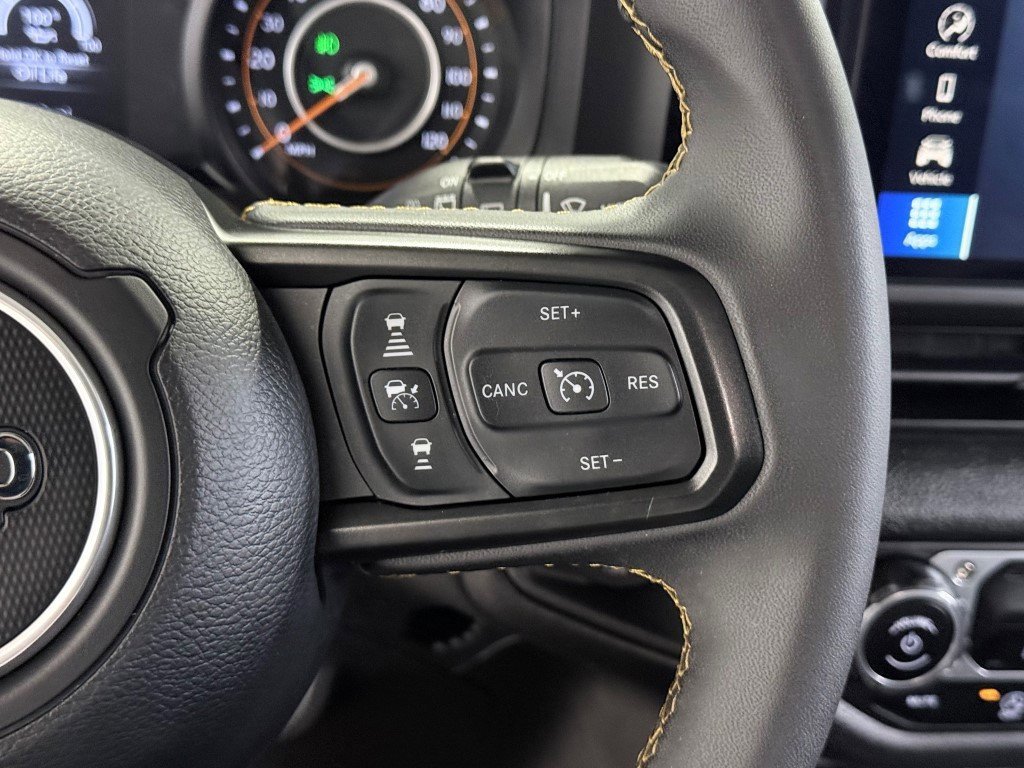 Certified 2024 Jeep Wrangler Willys image 38