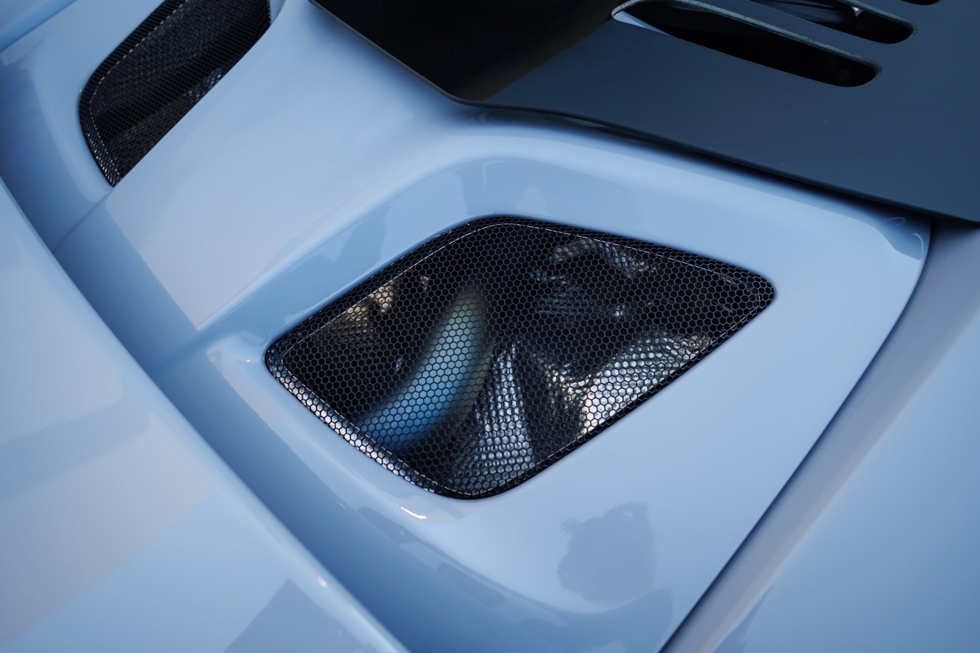 Used 2016 McLaren 675LT Spider image 69