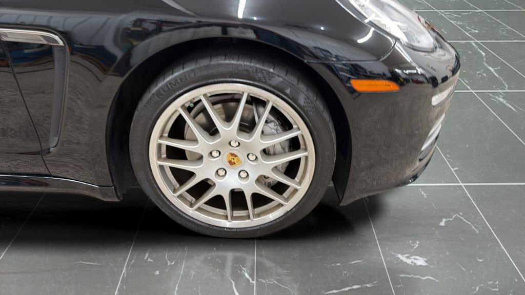 Used 2014 Porsche Panamera 4S Executive AWD/4WD image 25