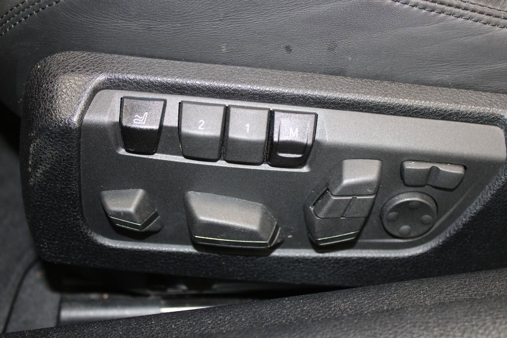 Used 2012 BMW 650i xDrive Coupe image 17