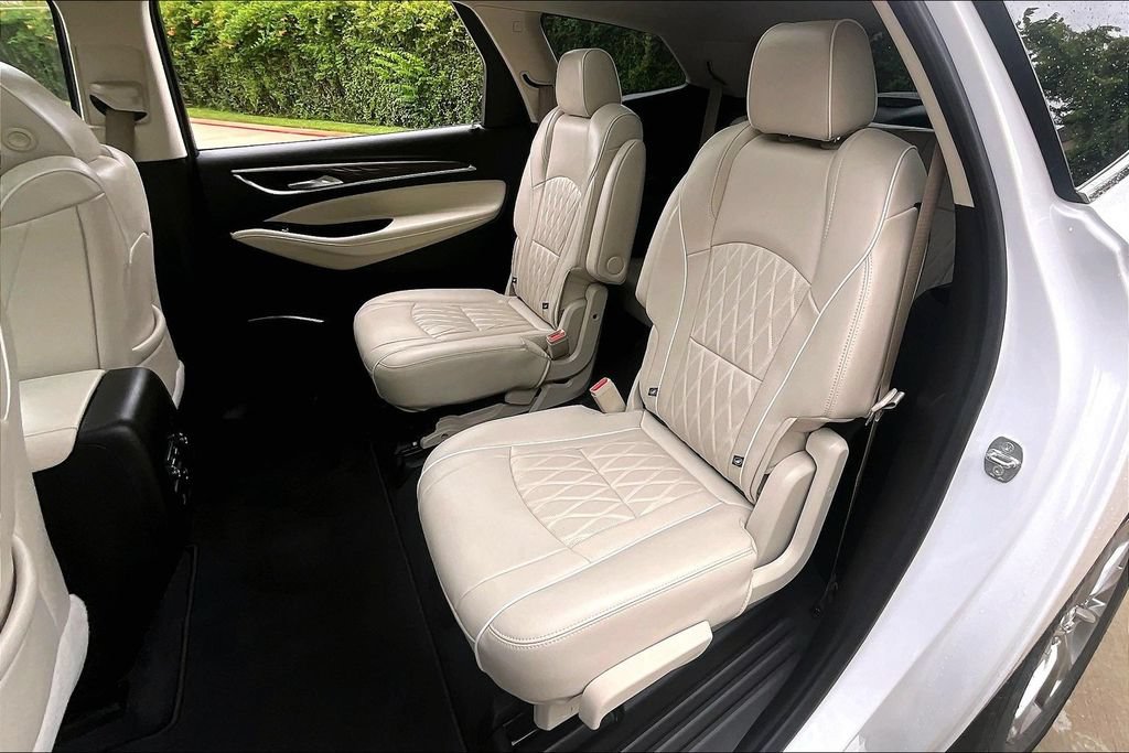 Used 2023 Buick Enclave Avenir w/ Avenir Technology Package FWD image 35