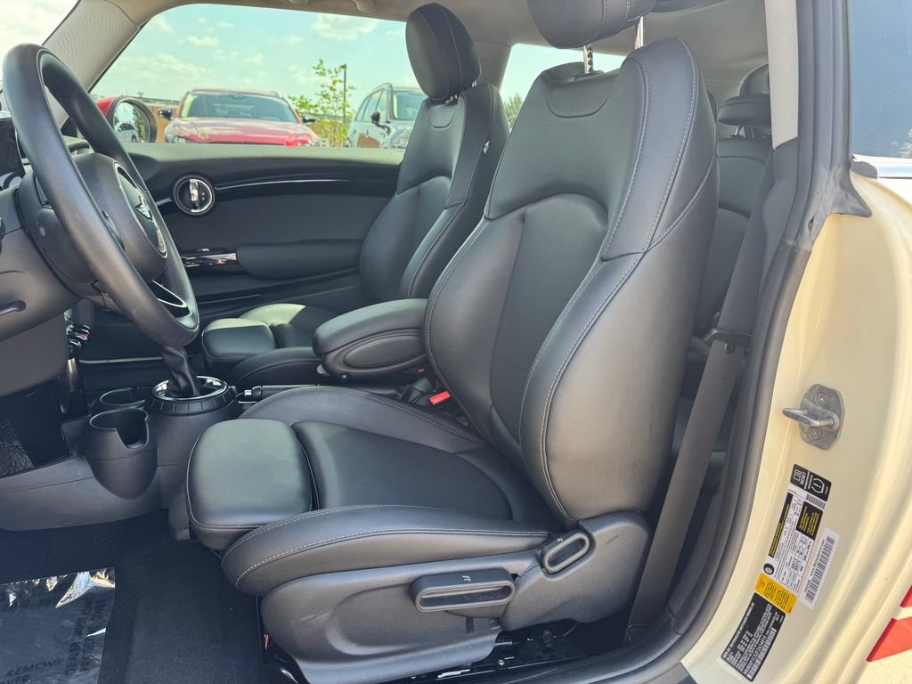 Used 2015 MINI Cooper S FWD image 5