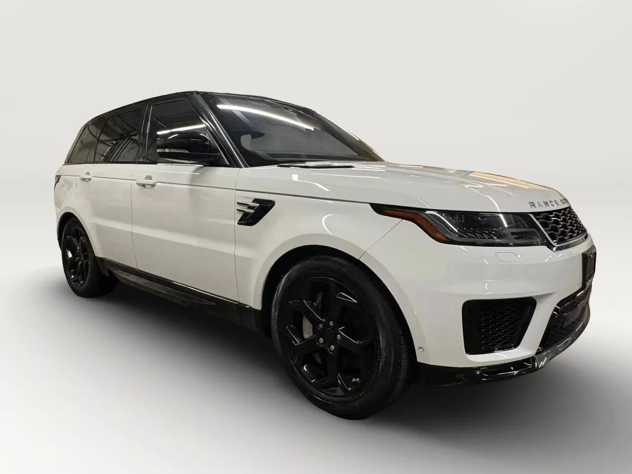 Used 2019 Land Rover Range Rover Sport HSE AWD/4WD image 2