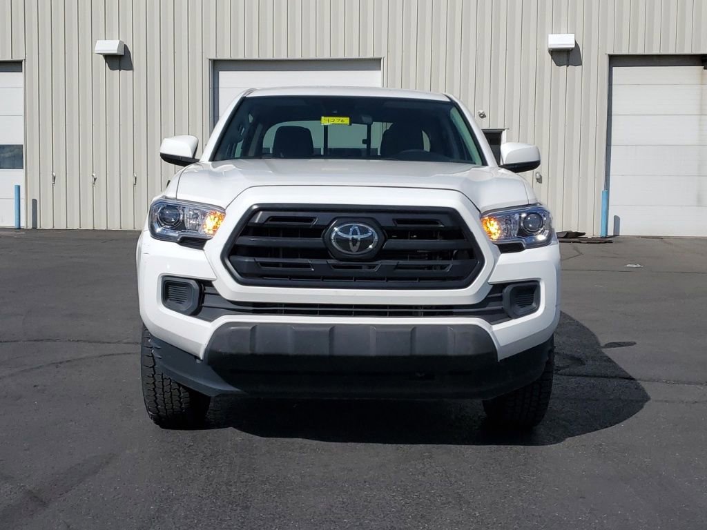Used 2019 Toyota Tacoma SR image 2