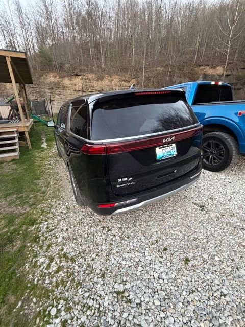 Used 2024 Kia Carnival LX image 13