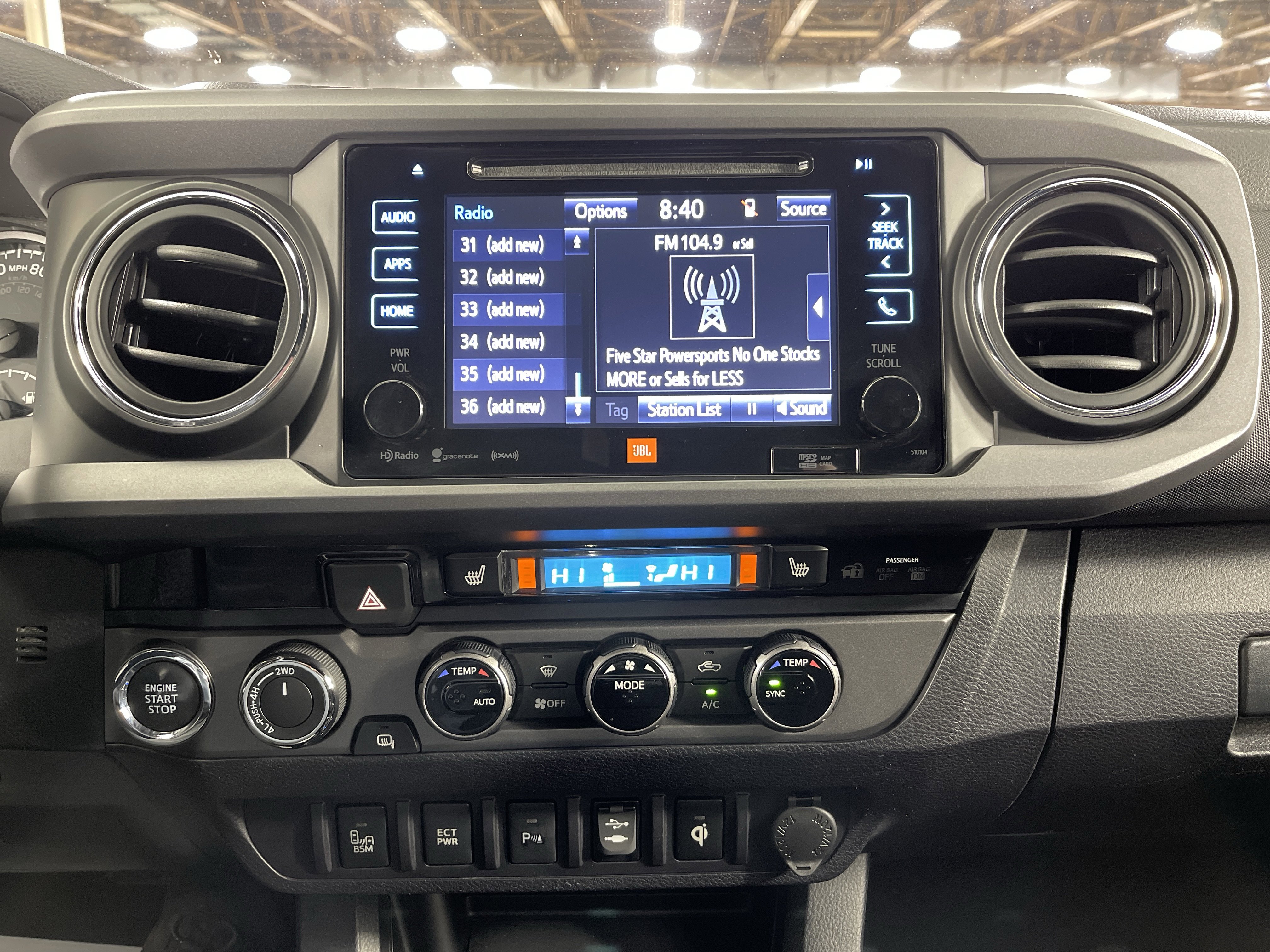 Used 2016 Toyota Tacoma TRD Off-Road image 24