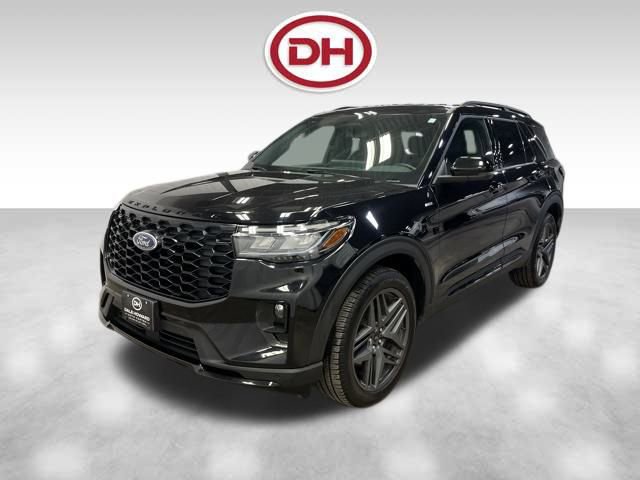 Used 2025 Ford Explorer ST-Line w/ Premium Package image 7