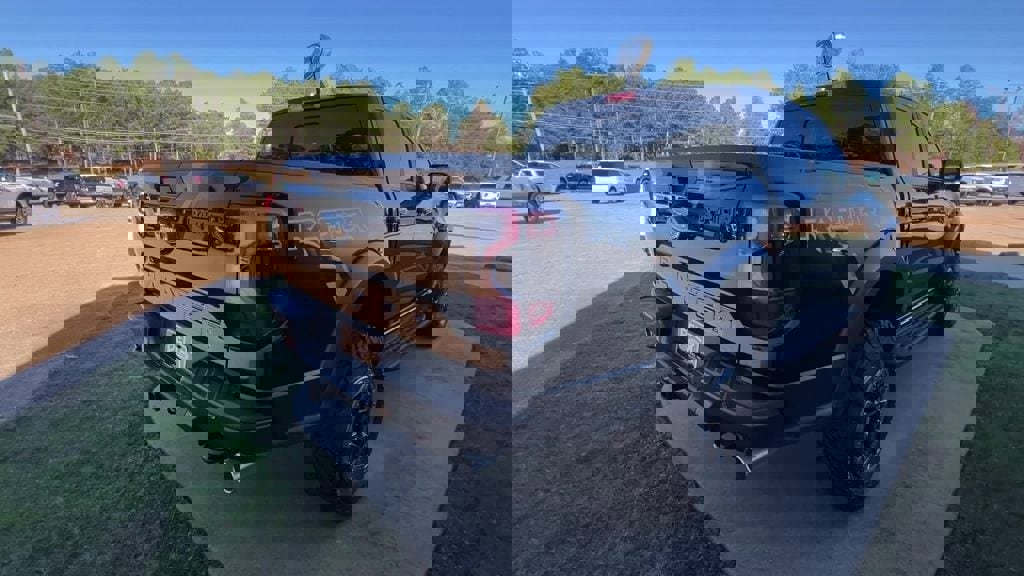 New 2025 Ford Ranger Raptor image 6