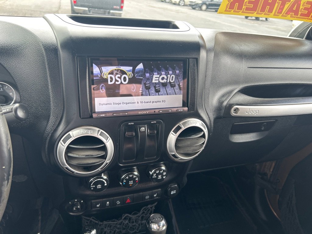 Used 2011 Jeep Wrangler Sahara w/ Dual Top Group AWD/4WD image 13