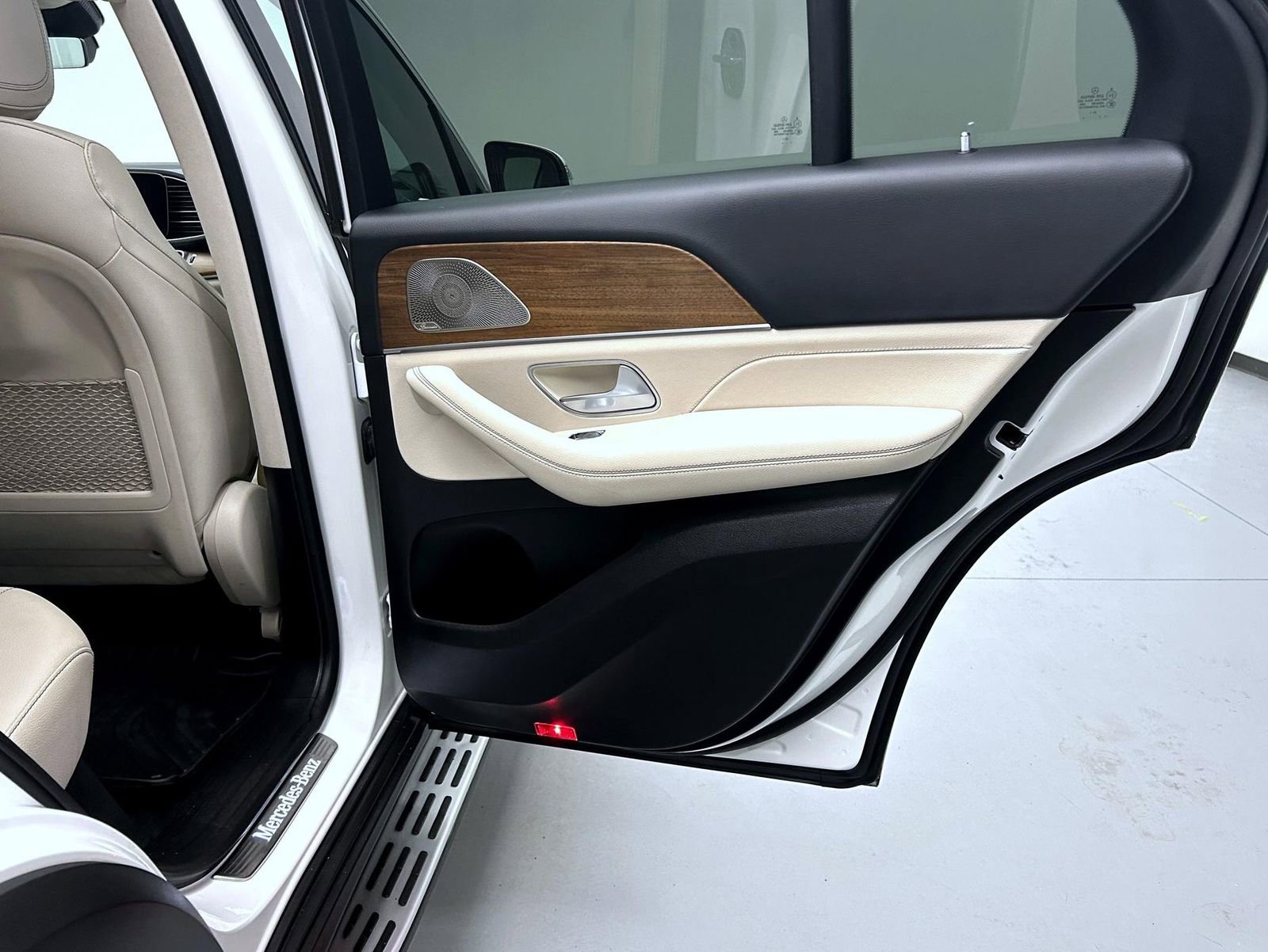 Used 2022 Mercedes-Benz GLE 350 4MATIC image 17