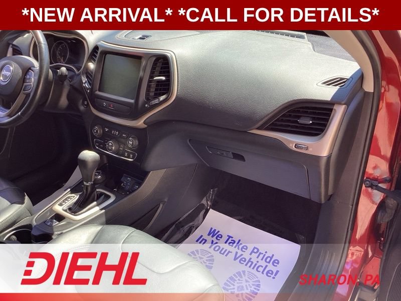 Used 2017 Jeep Cherokee Limited AWD/4WD image 15