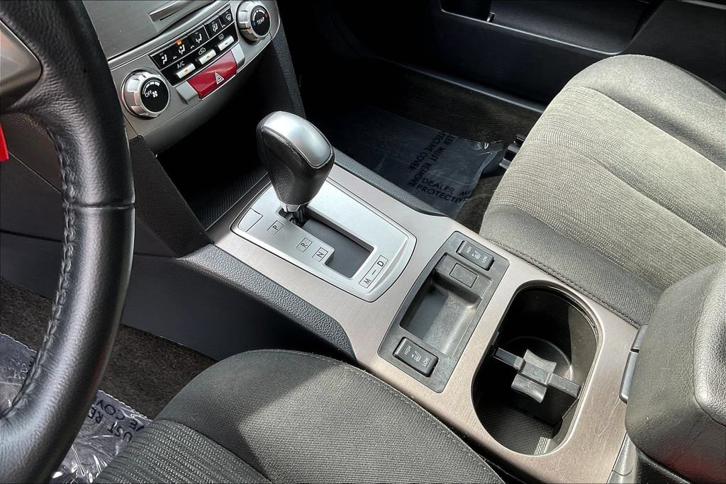 Used 2013 Subaru Outback 2.5i Premium AWD/4WD image 15