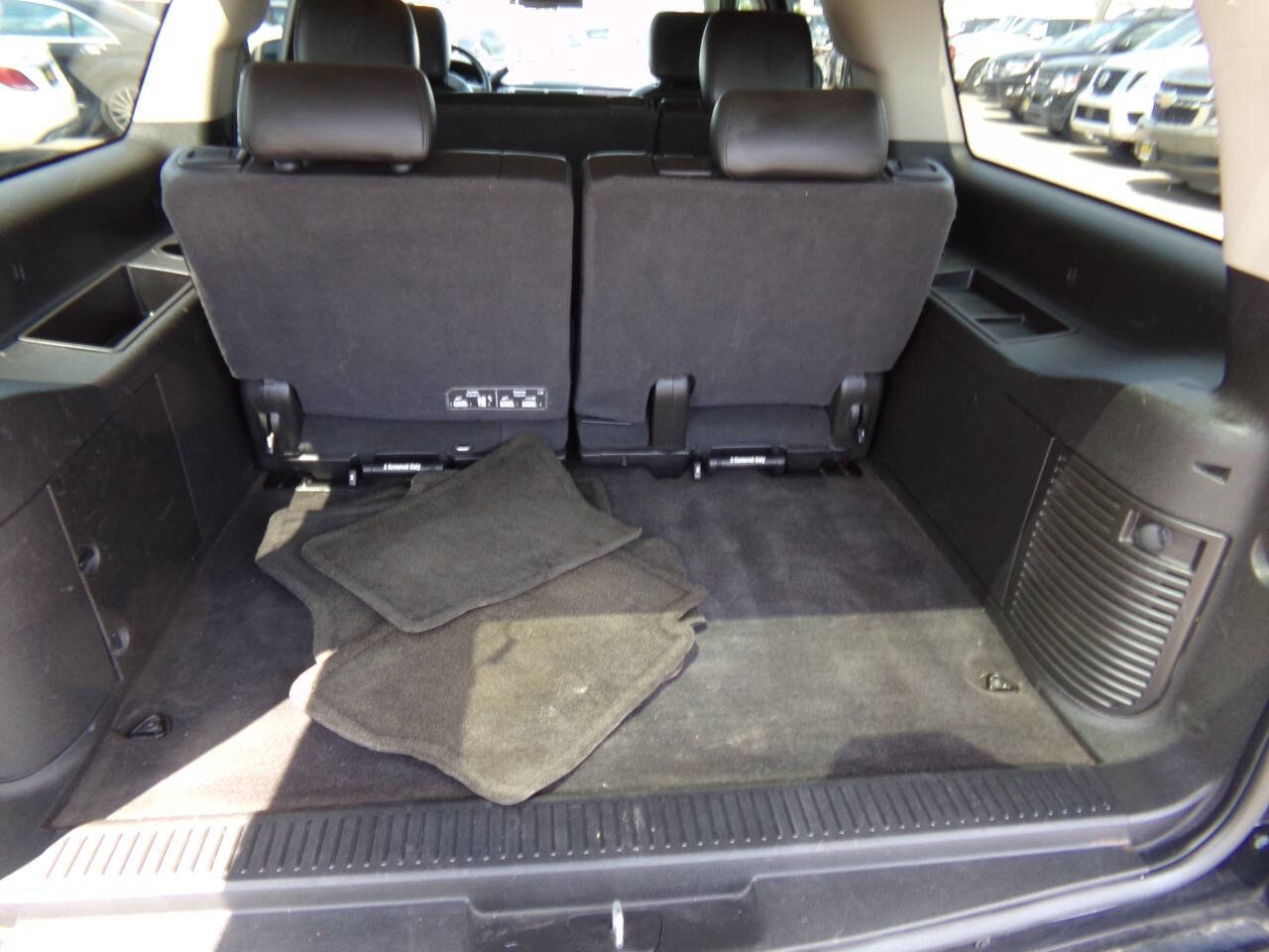 Used 2014 GMC Yukon XL SLT image 25