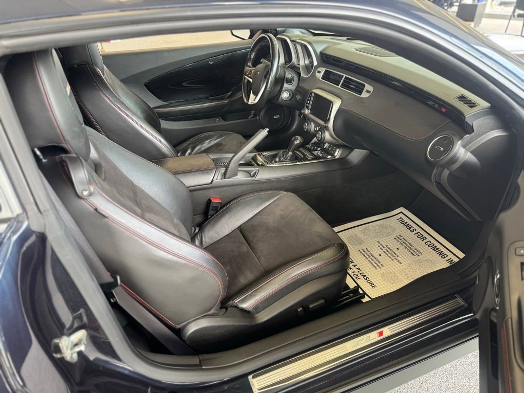 Used 2013 Chevrolet Camaro ZL1 RWD image 20