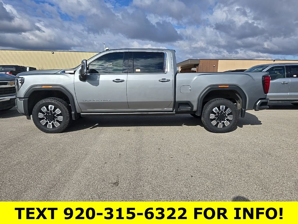 Used 2025 GMC Sierra 2500 Denali w/ Denali Reserve Package image 3