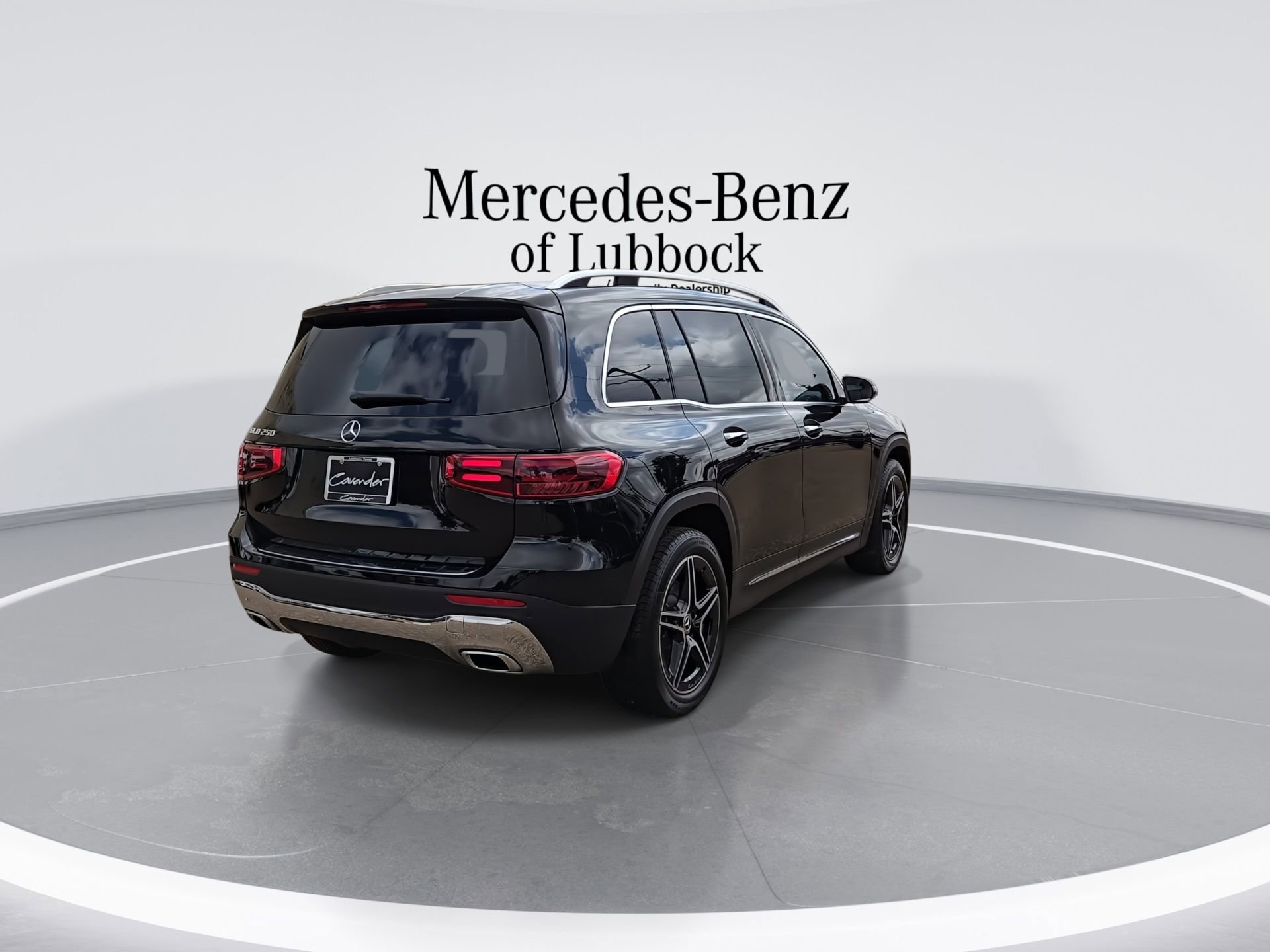 New 2026 Mercedes-Benz GLB 250 image 8