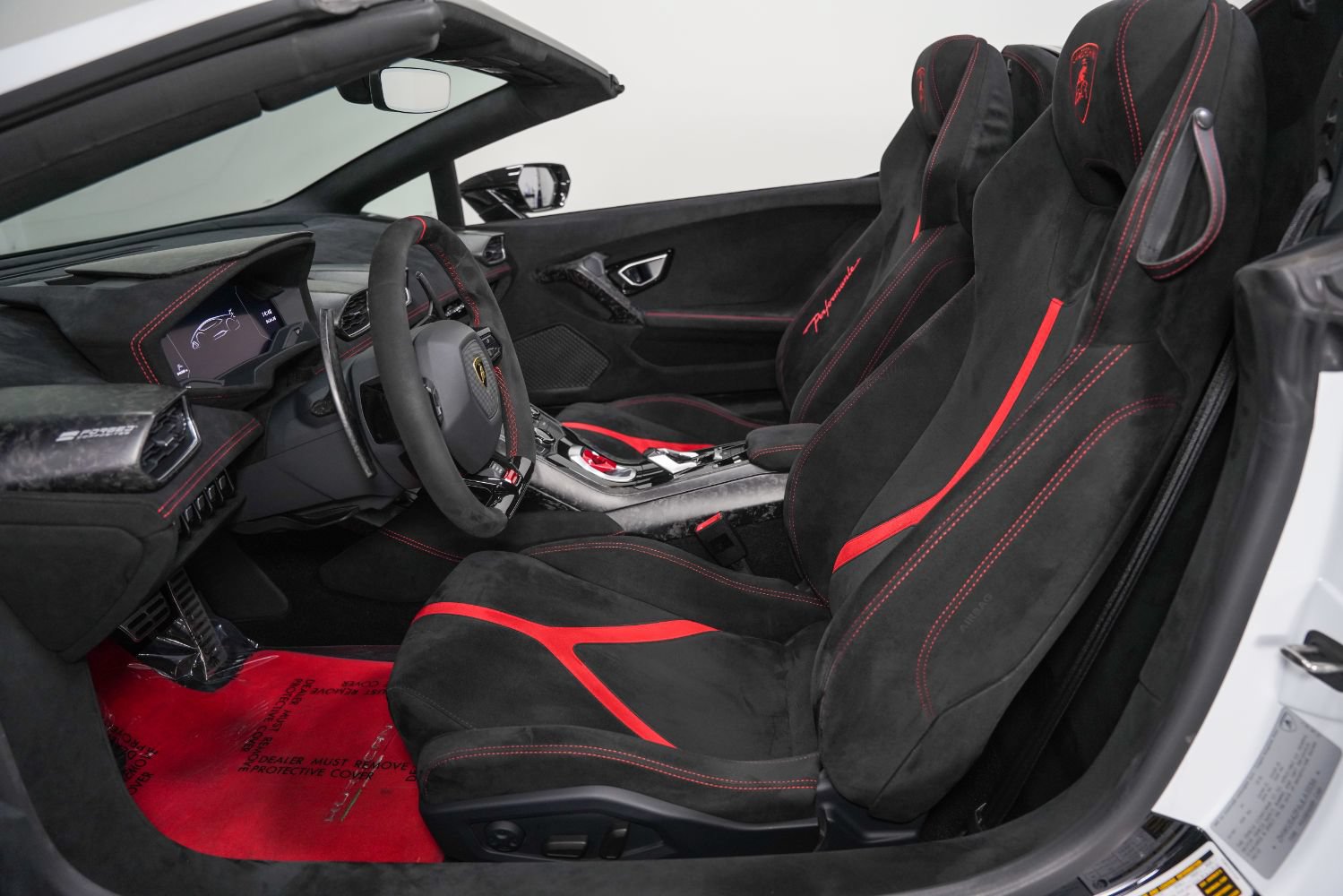 Used 2018 Lamborghini Huracan Performante AWD/4WD image 34