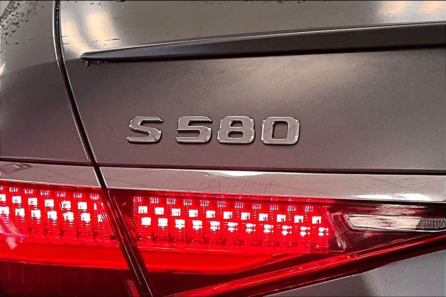 Used 2023 Mercedes-Benz S 580 4MATIC Sedan image 30