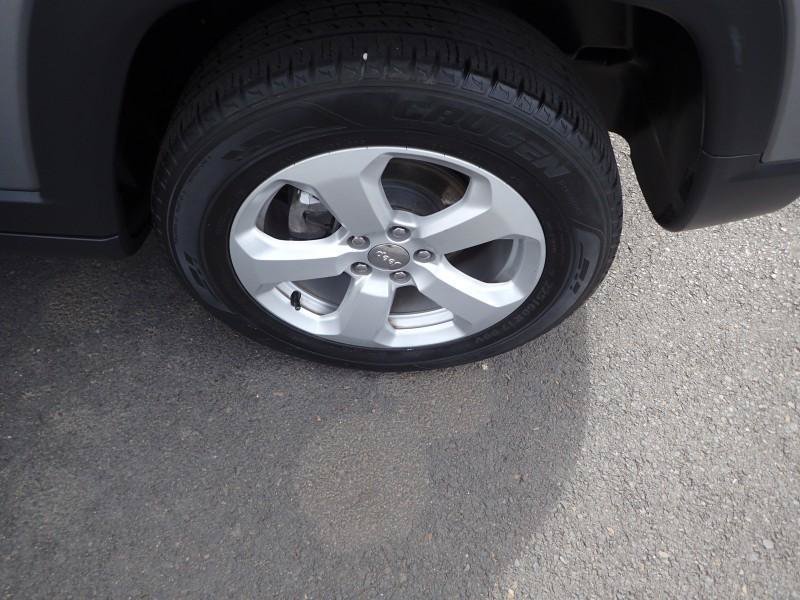 Used 2018 Jeep Compass Latitude w/ Popular Equipment Group AWD/4WD image 24