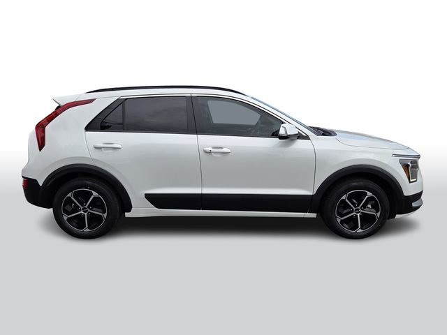 Used 2025 Kia Niro EX image 3
