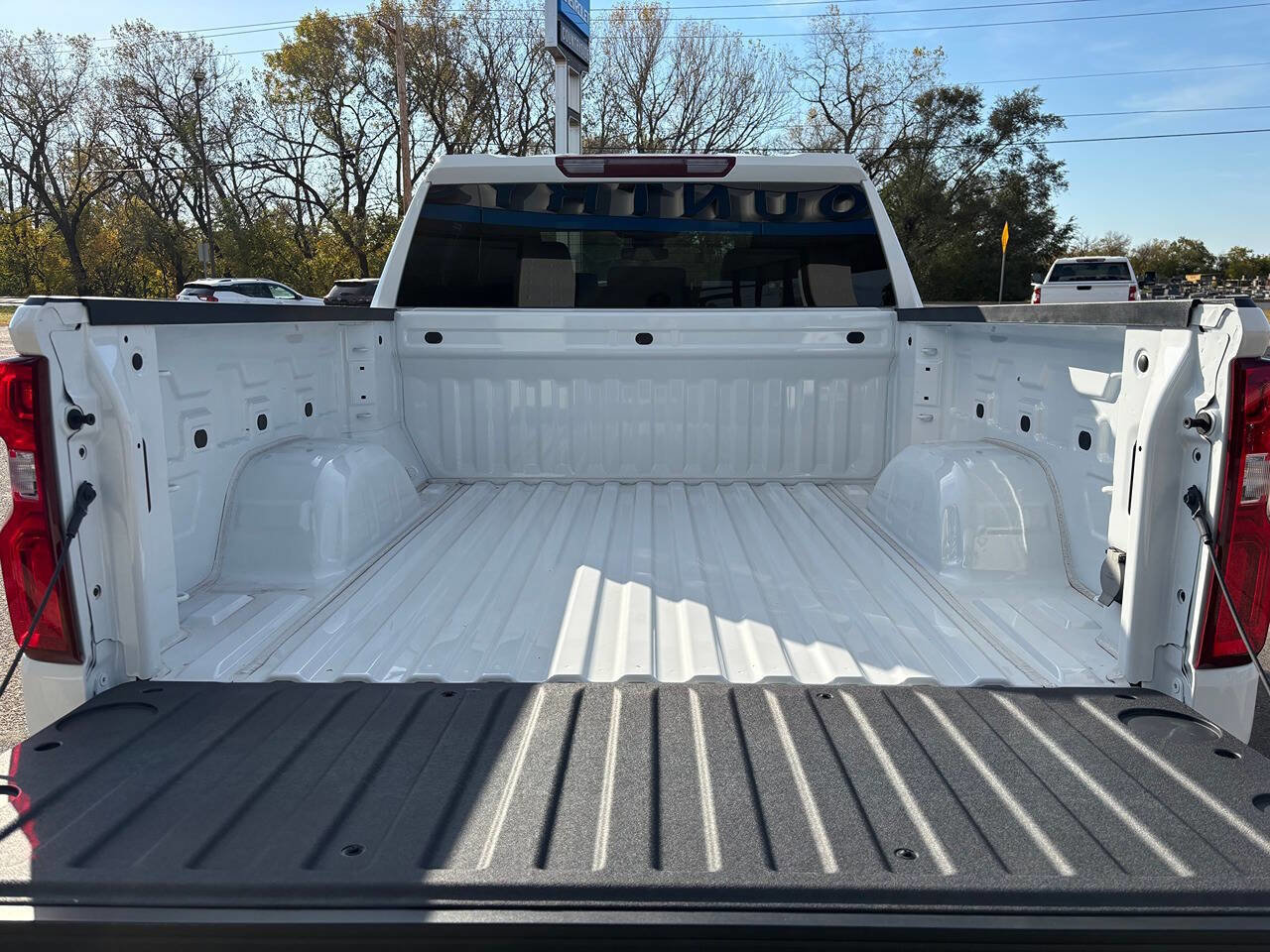 New 2024 Chevrolet Silverado 1500 LT Trail Boss w/ LPO, Dark Essentials Package image 11