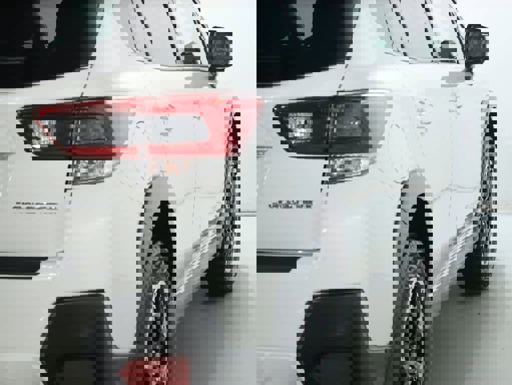 Used 2022 Subaru Crosstrek 2.0i Premium w/ Moonroof Package image 46