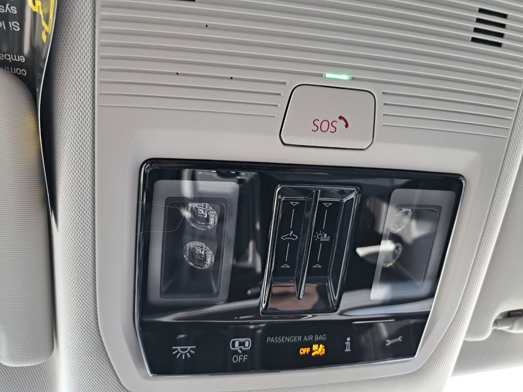 New 2026 Volkswagen Tiguan SE image 16